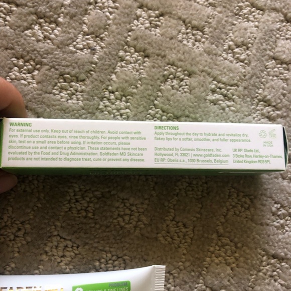 GOLDFADEN MD solution lip therapy restoring lip balm 15ml - Picture 3 of 8